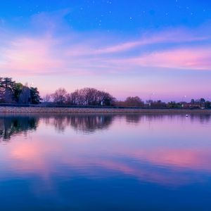 五十路老妇痴漢電車牲交
